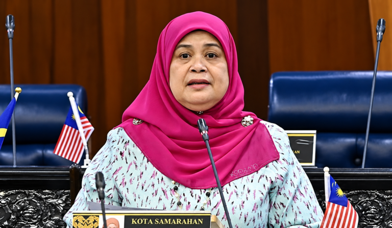Lampu Jalan Solar Akan Diperluas, Kawasan Luar Bandar Jadi Keutamaan